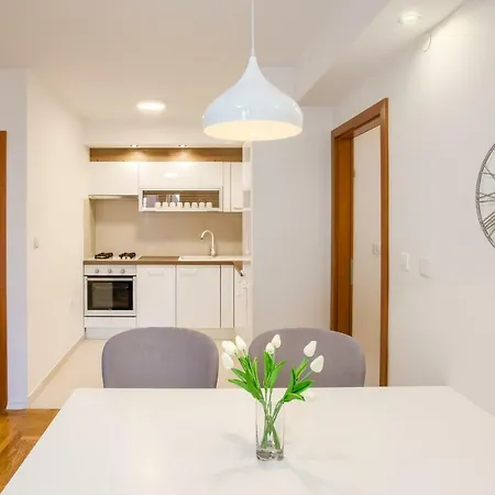 Appartement San Rocco Center *