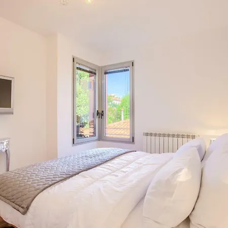 Appartement San Rocco Center Pula